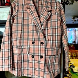 Women’s suit (light pink)